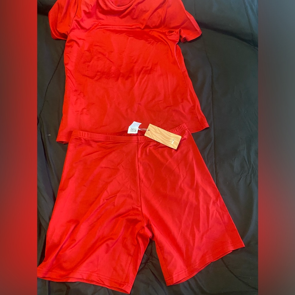 Two piece short set